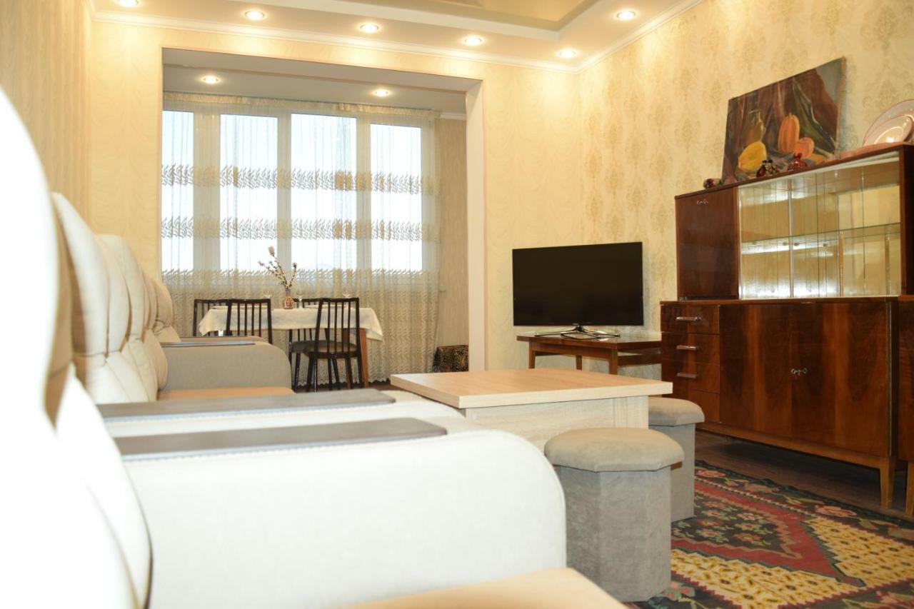 Massiv Apt Єреван Екстер'єр фото