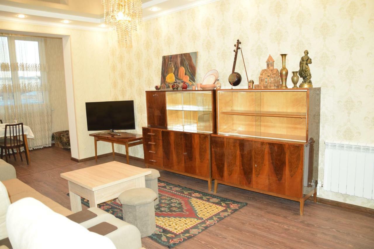 Massiv Apt Єреван Екстер'єр фото