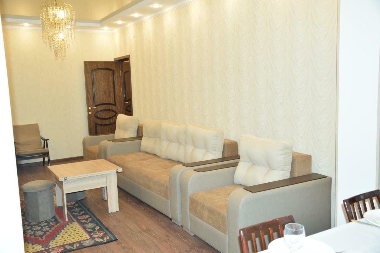Massiv Apt Єреван Екстер'єр фото