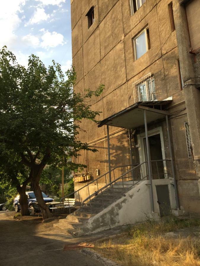 Massiv Apt Єреван Екстер'єр фото